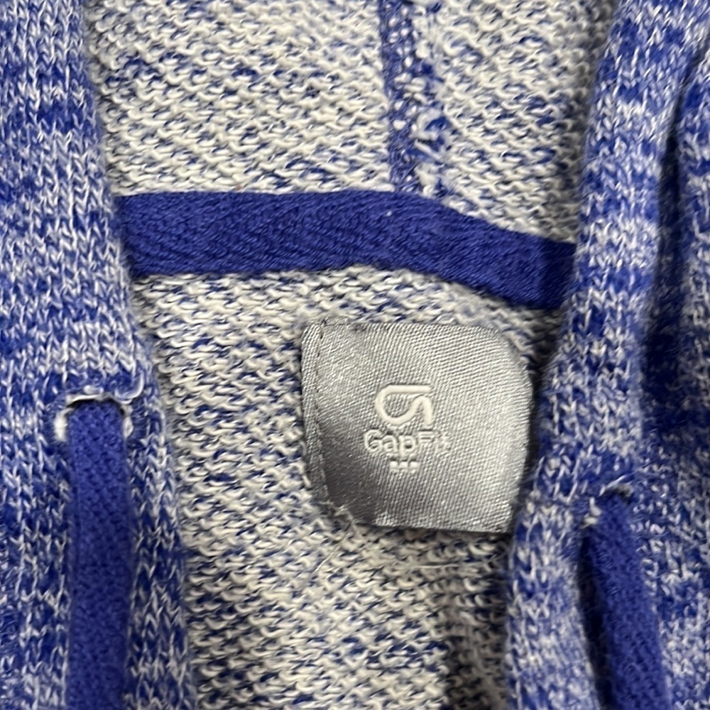 Gap fit zip up workout top see pics for measurements - Picture 4 of 6